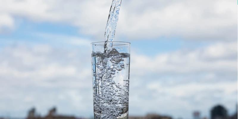 8 façons de rester hydraté si vous détestez l'eau potable